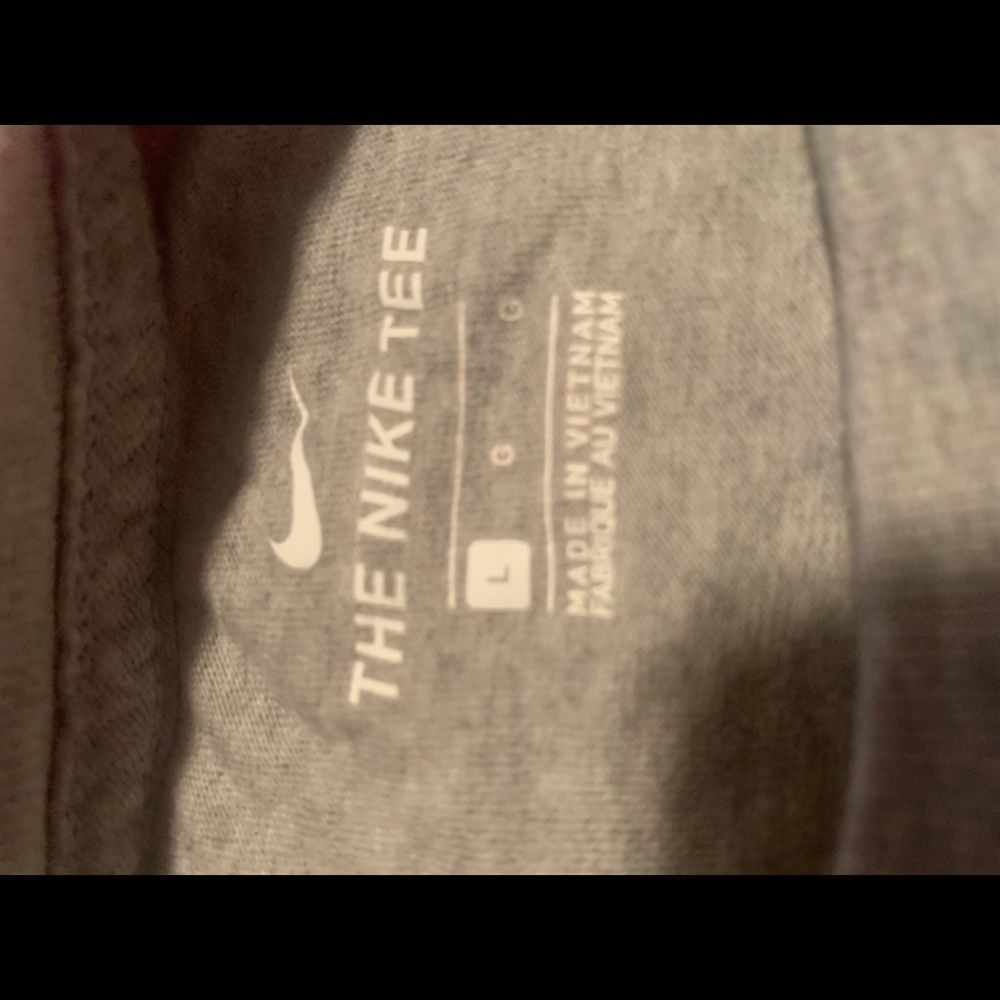Boys Nike t shirt large